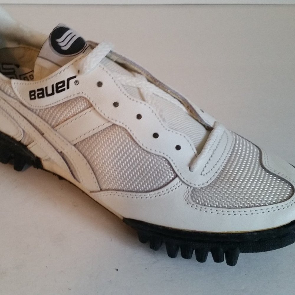 New men's BAUER #61710 turf shoes